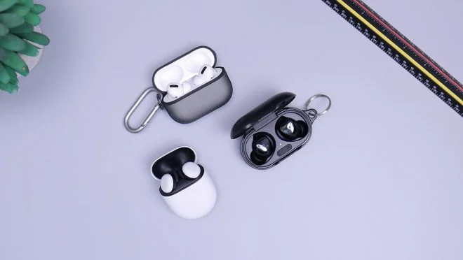 इअरफोन्स