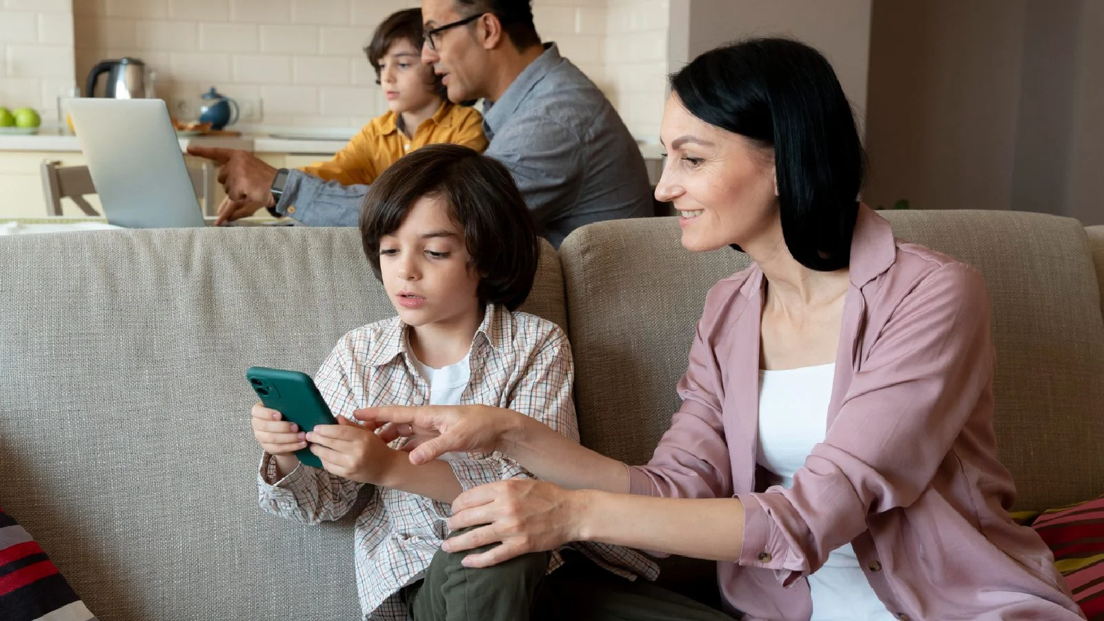 किशोरांसाठी नवीन साधने