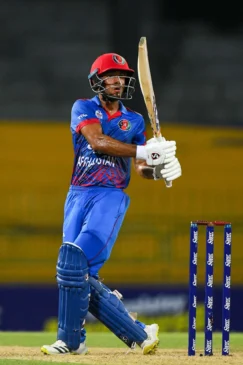 रियाझ हसन 3 सर्वात लहान