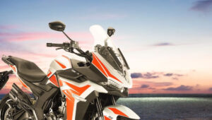 Zontes 350X भारतात लॉन्च: पॉवर, सेफ्टी आणि आकर्षक रंग पर्यायांसह स्टायलिश ॲडव्हेंचर बाइक