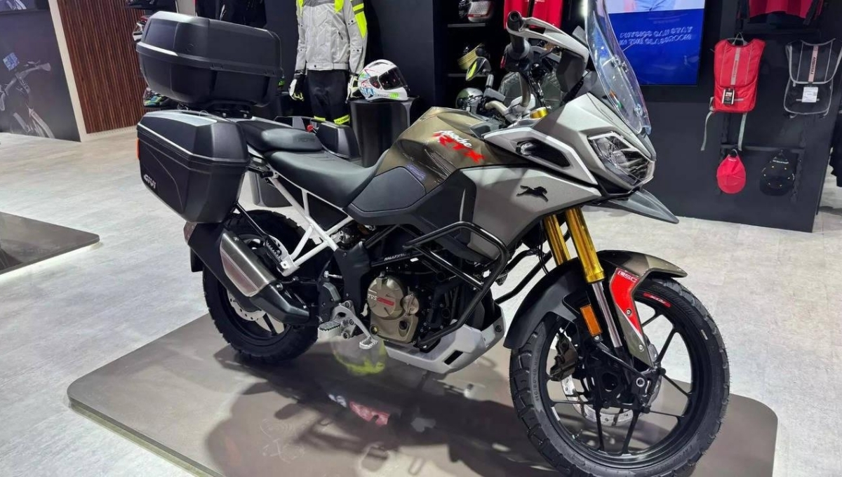 TVS Apache RTX 300