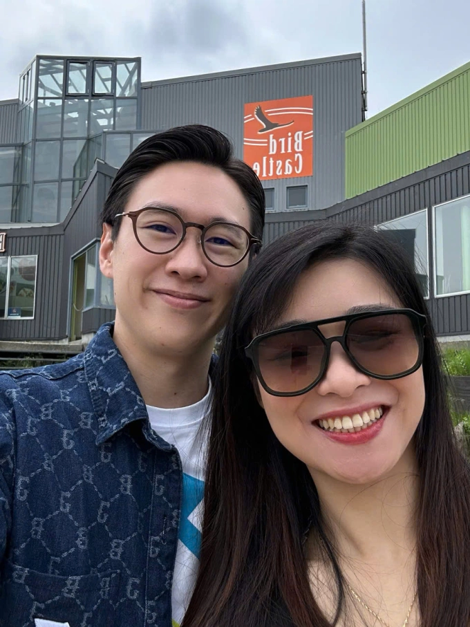 Shota and Die Thu... फोटो: मला माहीत नाही