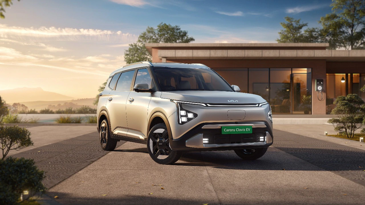 Kia Carens Clavis EV चे बुकिंग 22 जुलैपासून सुरू होईल; किमती 17.99 लाख रुपयांपासून सुरू होतात - इंडिया टुडे