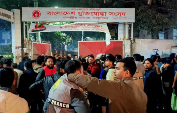 तारिक रहमान बांगलादेशात परतण्यापूर्वी ढाका स्फोटात ठार