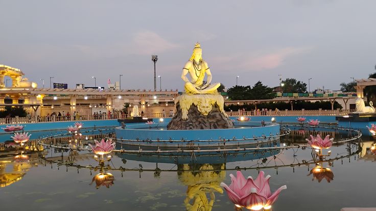 कथा पिन प्रतिमा