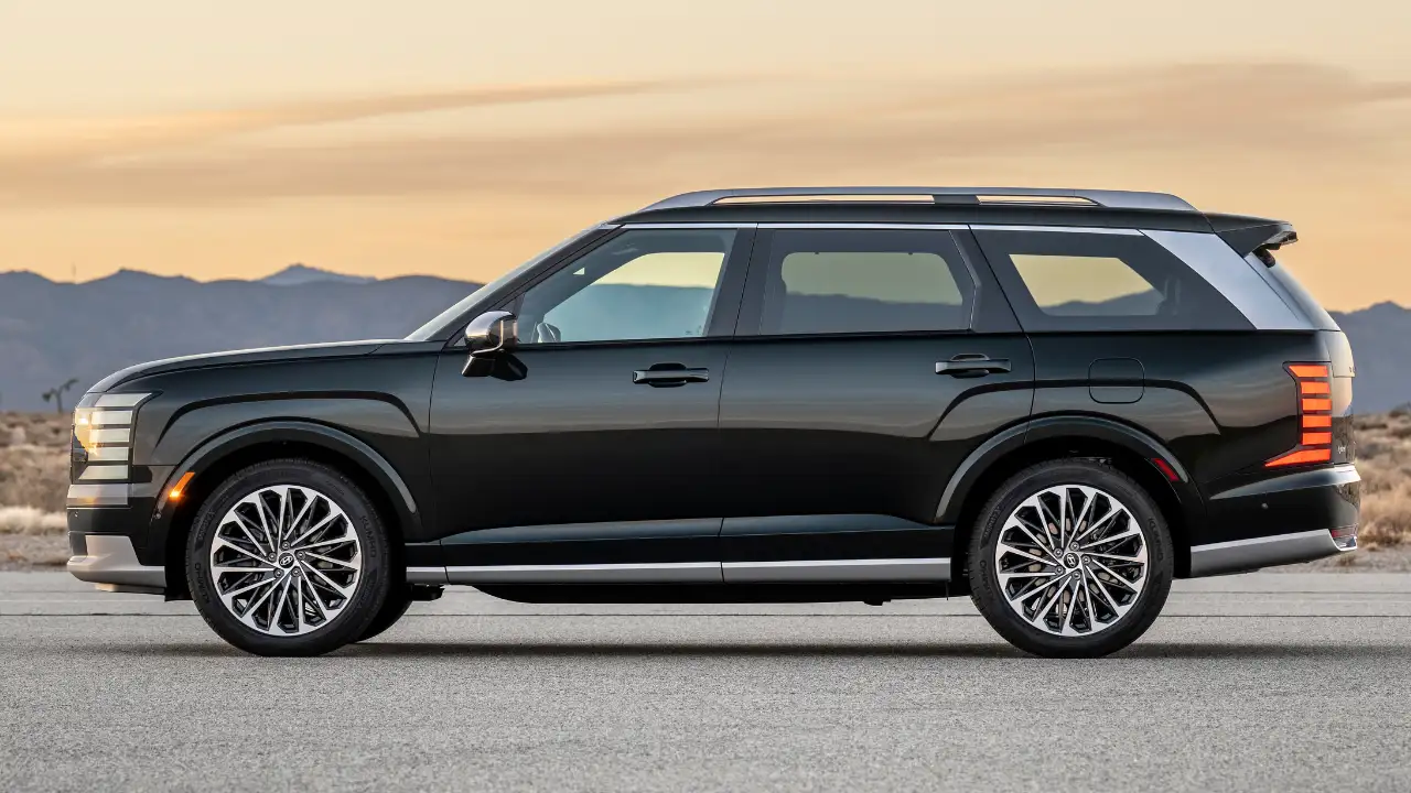 2026 Hyundai Palisade चे अनावरण न्यूयॉर्क ऑटो शोमध्ये नवीन हायब्रिड पॉवरट्रेनसह | टाइम्स ड्राइव्ह