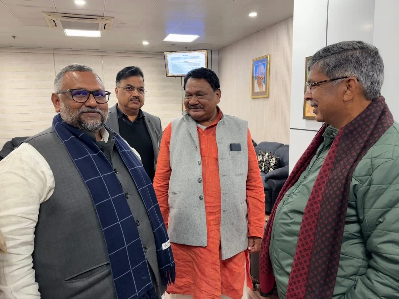 WhatsApp इमेज 2026 01 12 21.23.13 वाजता