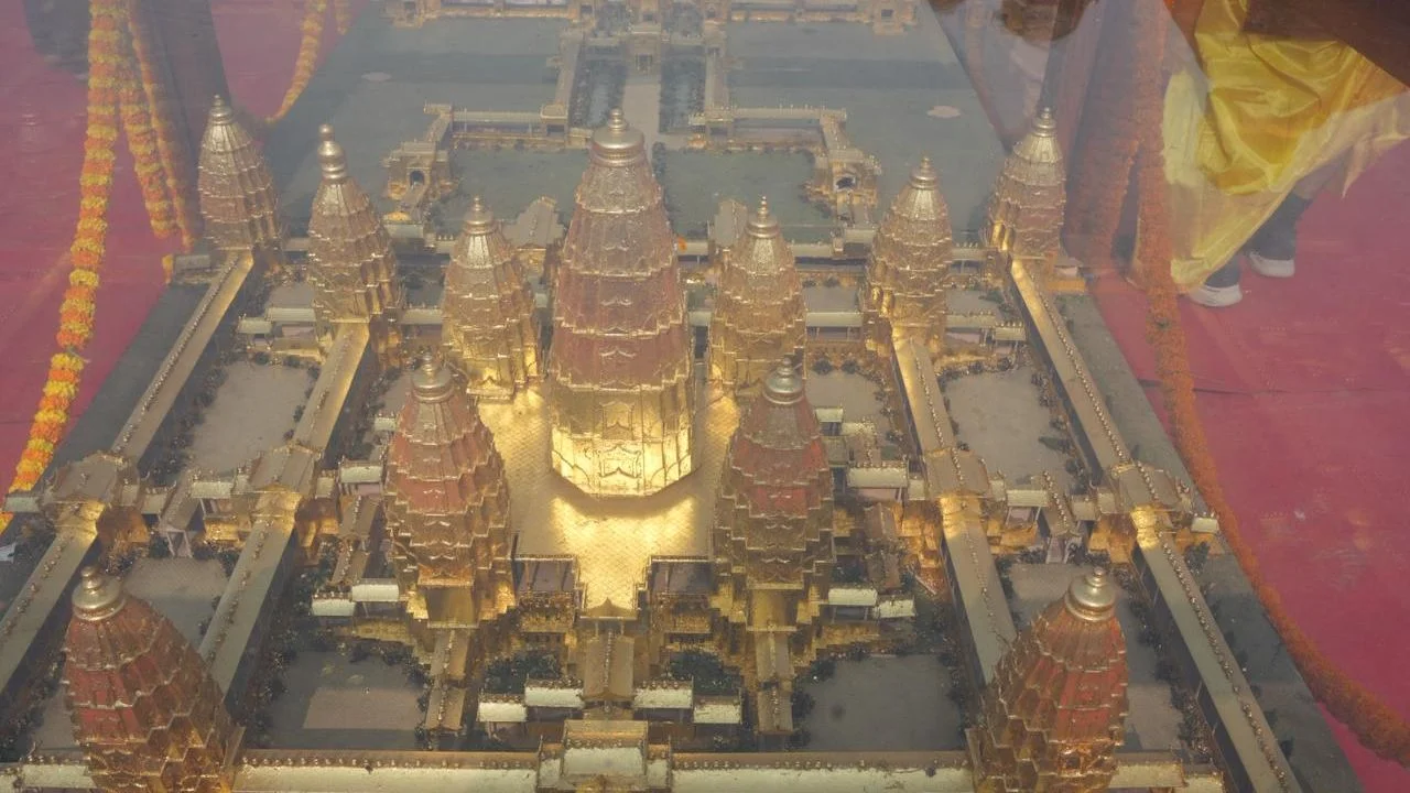 विराट रामायण मंदिर १