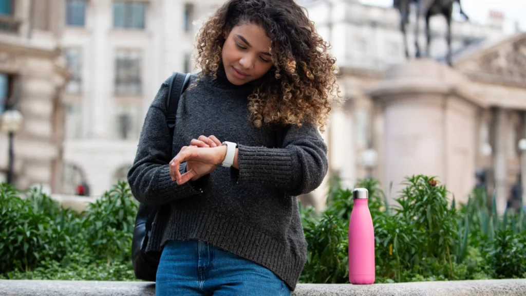 आपत्कालीन SOS स्मार्टवॉच