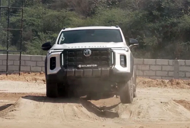 एमजी मॅजेस्टर ऑफ रोडिंग ट्रॅक