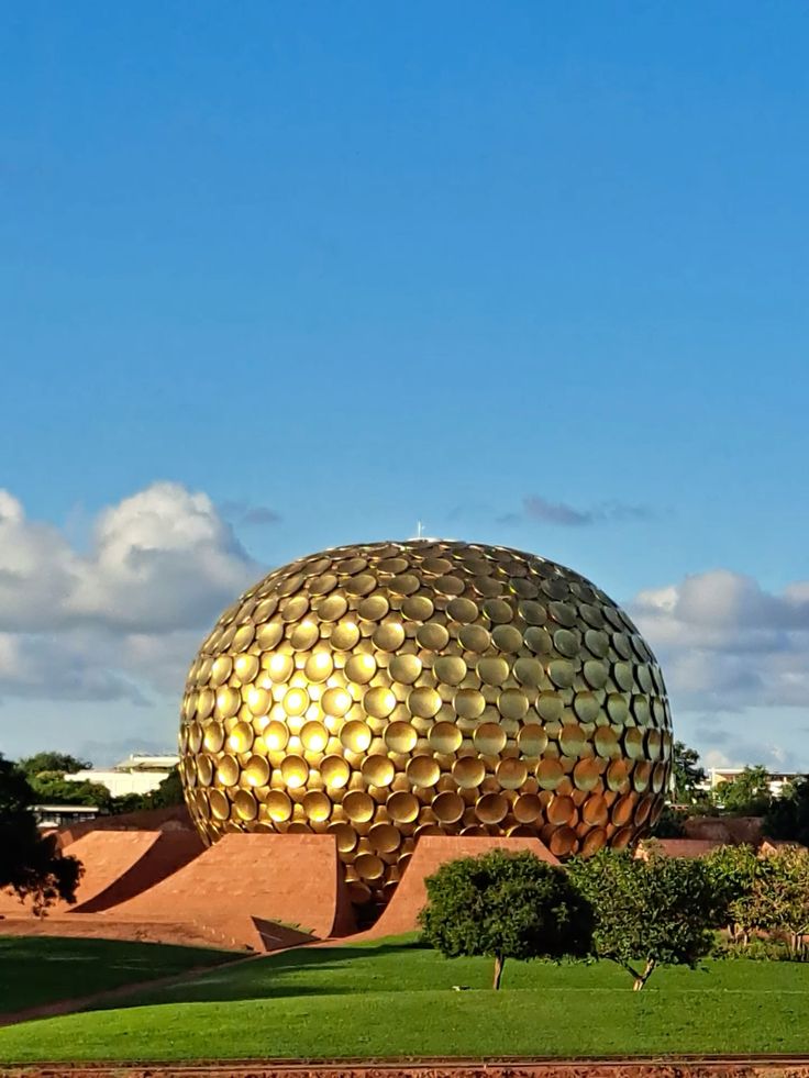 कथा पिन प्रतिमा