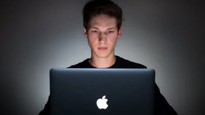 पूर्ण स्टॅक विकसक कार्य पूर्ण स्टॅक विकसक कार्य