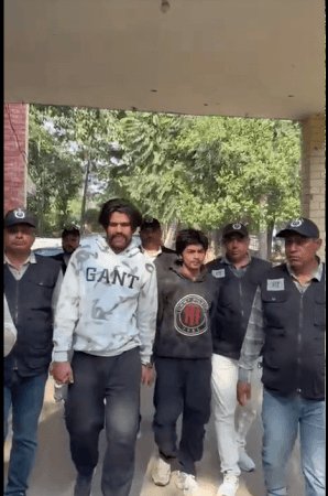 अटकेतील पाक नागरिक