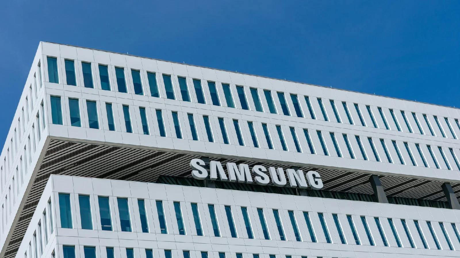 सॅमसंग फोल्डिंग डिस्प्ले सॅमसंग साइडवेज फोल्डिंग डिस्प्ले