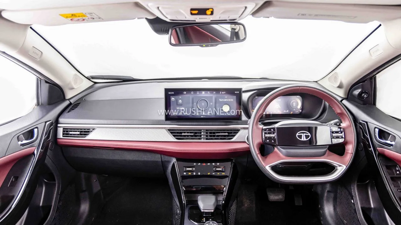 Tata Curvv टॉप व्हेरिएंट रु. 15 लाखाखालील