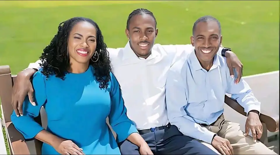 जोफ्रा आर्चर कुटुंब आणि वडील