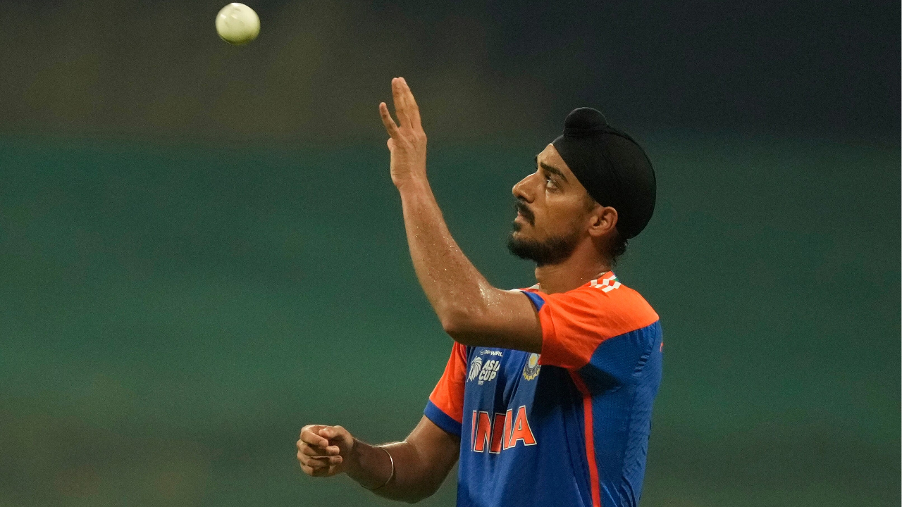 अर्शदीप सिंगचा ऑफिसमध्ये वाईट दिवस आहे अर्शदीप सिंगचा ऑफिसमध्ये वाईट दिवस आहे