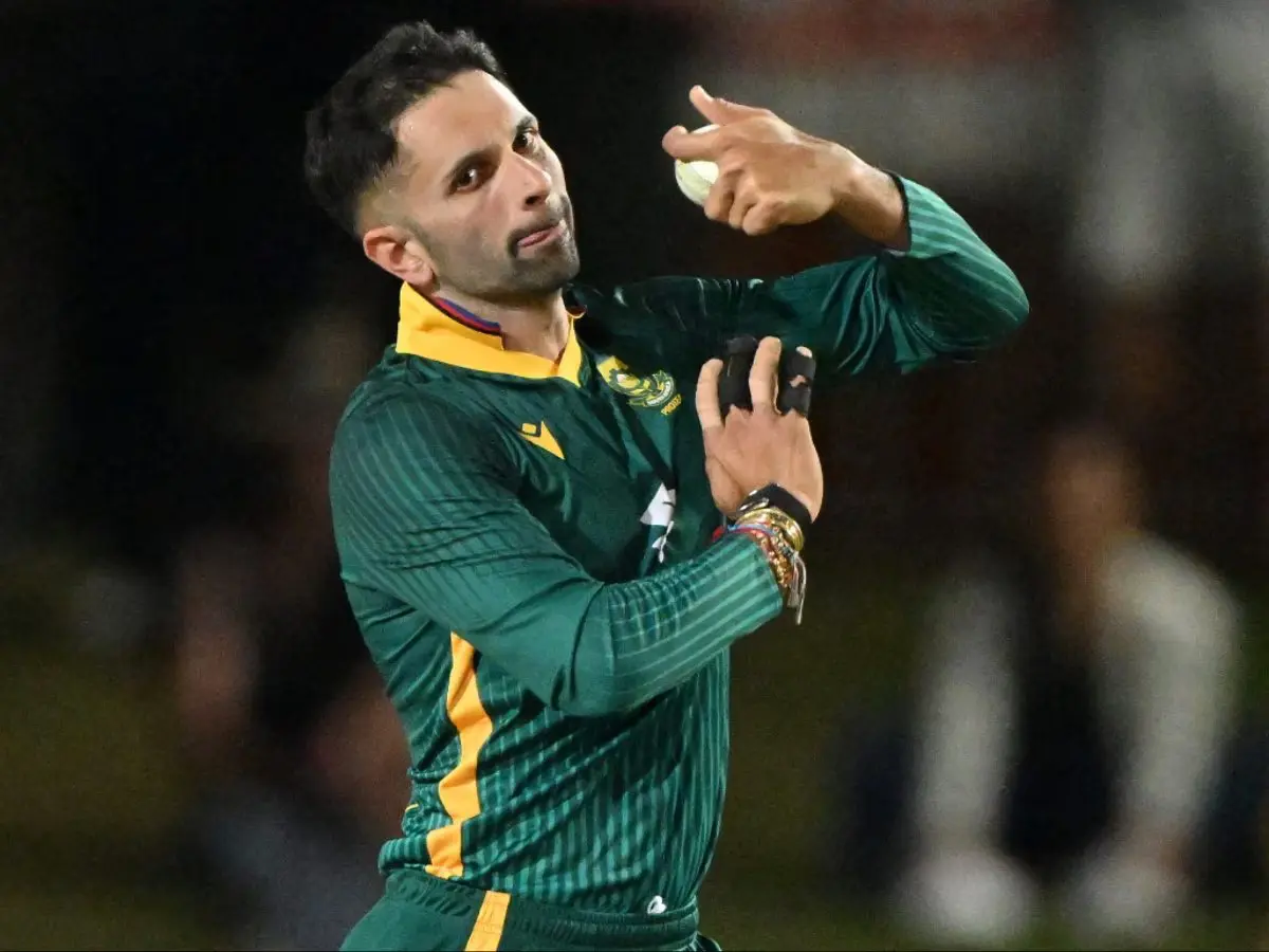 केशव महाराज नेट वर्थ व हाऊस