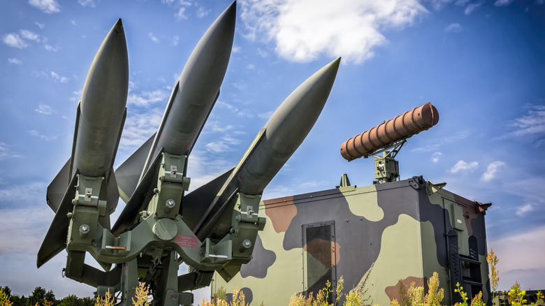 अमेरिकेची हॉक क्षेपणास्त्रे प्रक्षेपणासाठी सज्ज