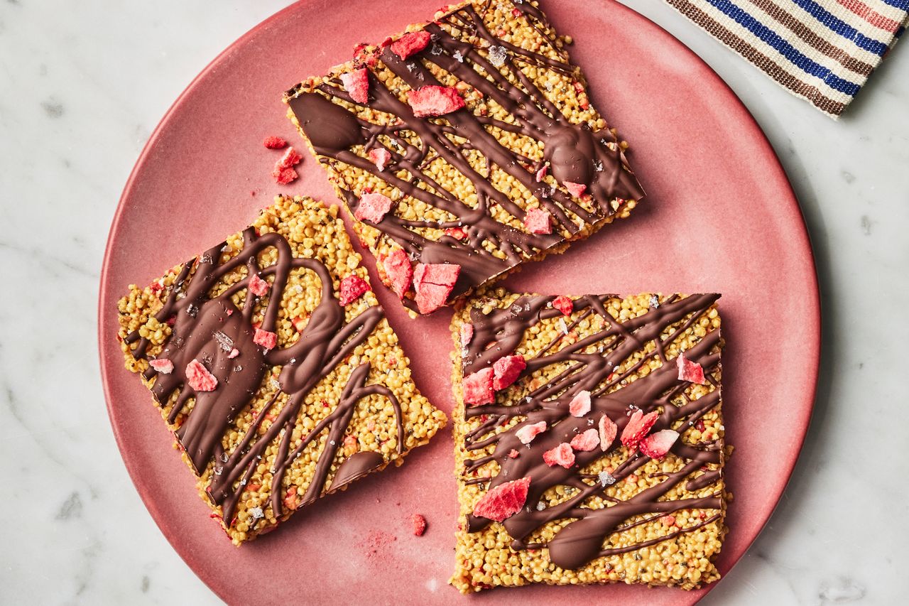 क्रेडिट: छायाचित्रकार: ग्रेग डुप्री, प्रॉप स्टायलिस्ट: ज्युलिया बेलेस, फूड स्टायलिस्ट: चेल्सी झिमर.