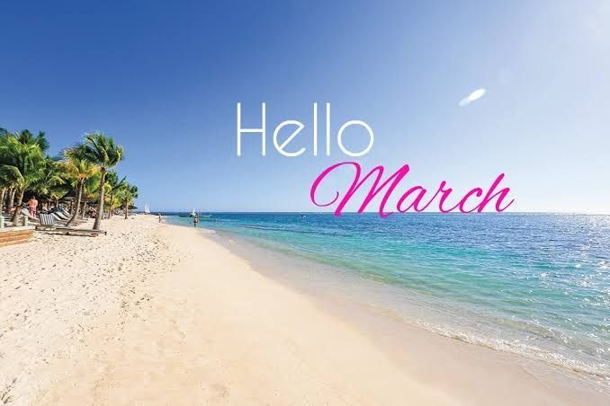 यात हे असू शकते: पाम वृक्षांसह समुद्रकिनारा आहे आणि त्यावर गुलाबी रंगात hello march असे शब्द आहेत