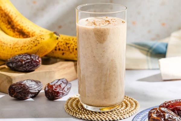 खजूर-मिल्कशेक