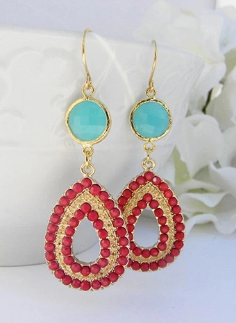 हाय-एंड आणि लोकप्रिय फॅशन (क्रमांक 19) - 7 मधील फरक ओळखण्यासाठी तुमच्या कौशल्याची चाचणी घ्या