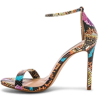 हाय-एंड आणि लोकप्रिय फॅशन (क्रमांक 19) - 11 मधील फरक ओळखण्यासाठी तुमच्या कौशल्यांची चाचणी घ्या