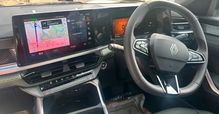 कोचीमध्ये रेनॉल्ट डस्टर डीलरचे प्रशिक्षण