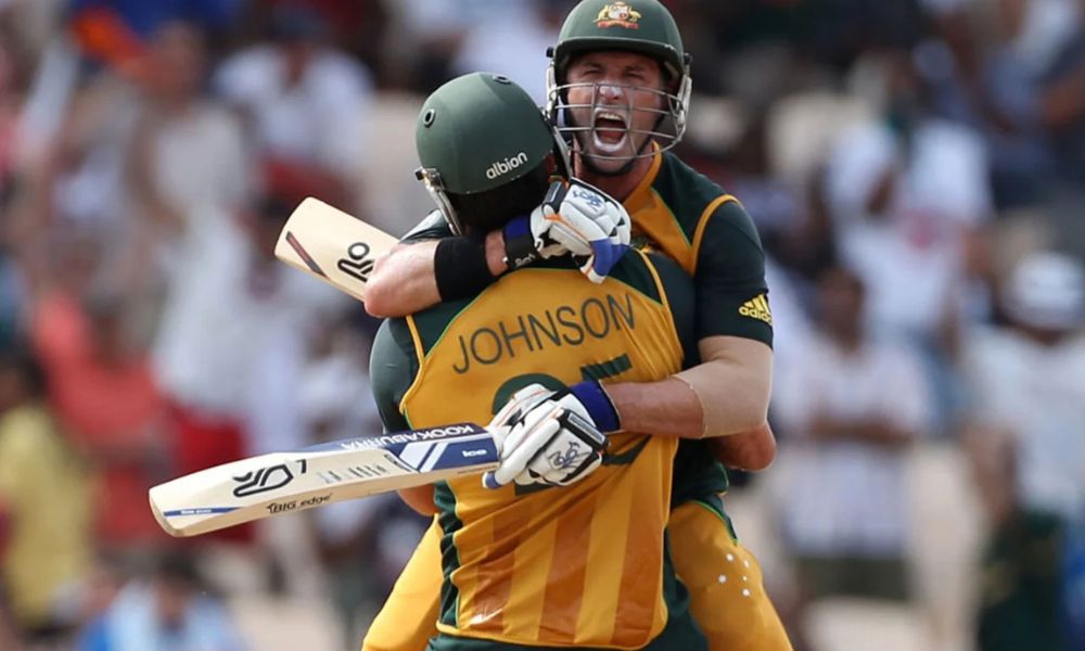 T20 WC 2010 मध्ये मायकेल हसी विरुद्ध पाकिस्तान