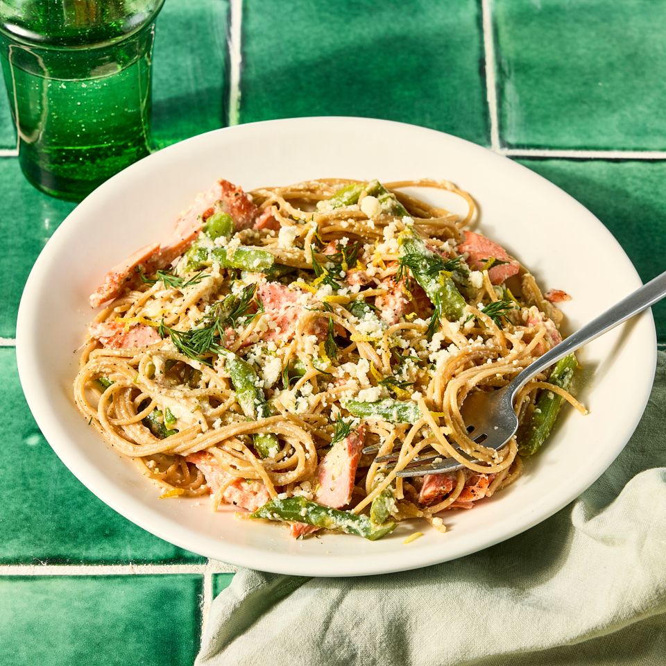 क्रेडिट: छायाचित्रकार: हॅना हफहॅम, फूड स्टायलिस्ट: ज्युलियन हेन्सर्लिंग, प्रॉप स्टायलिस्ट: क्रिस्टीना डेली