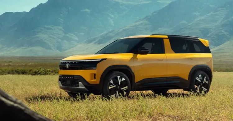 टाटा सिएरा पिवळा