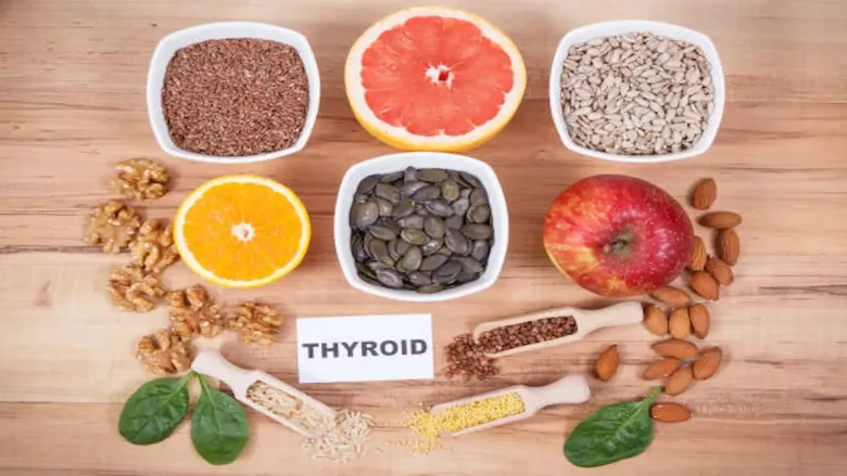 काही खाद्यपदार्थ थायरॉईडची लक्षणे बिघडू शकतात