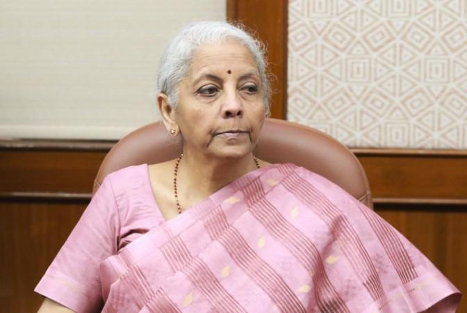 यूएस टॅरिफ बदलांवर भाष्य करणे खूप लवकर, वाणिज्य मंत्रालय परिस्थितीचा आढावा घेत आहे: एफएम सीतारामन