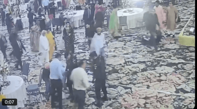 जम्मूतील कार्यक्रमात गोळीबार, फारुख अब्दुल्ला हत्येच्या प्रयत्नातून बचावले