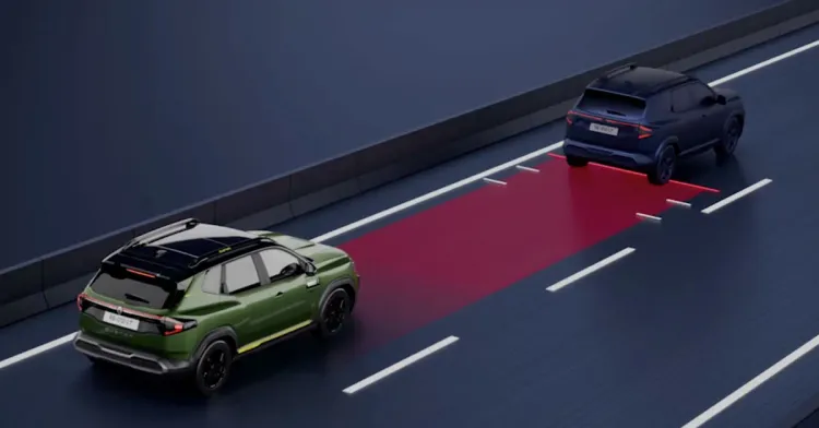 नवीन डस्टर मध्ये नवीन अडास नवीन डस्टर मध्ये नवीन अडास