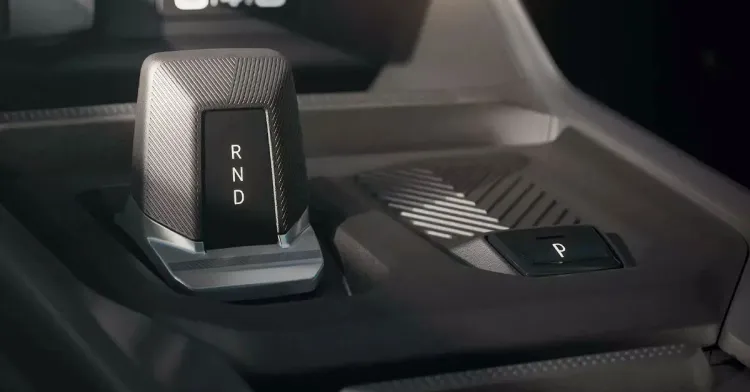 नवीन डस्टर स्वयंचलित ट्रांसमिशन नवीन डस्टर स्वयंचलित ट्रांसमिशन