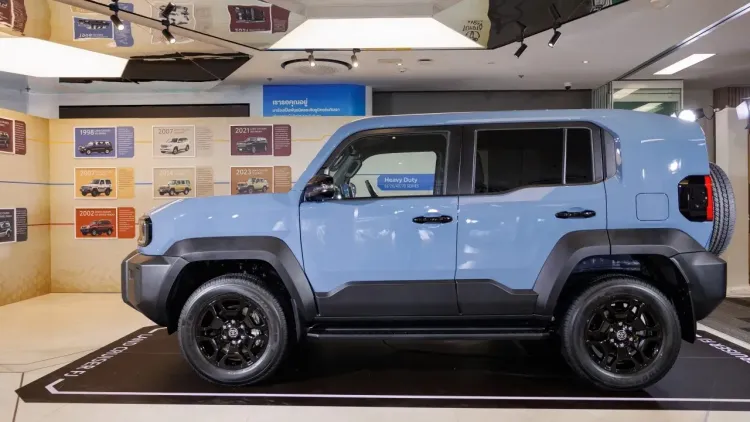 2026 टोयोटा लँड क्रूझर एफजे एसयूव्ही थायलंड 2