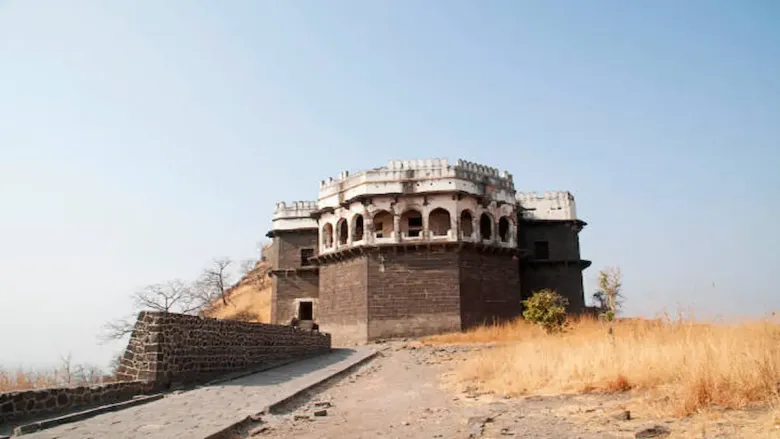 ते भारताच्या सामर्थ्याचे आणि सांस्कृतिक इतिहासाचे अभिमानास्पद प्रतीक आहेत.