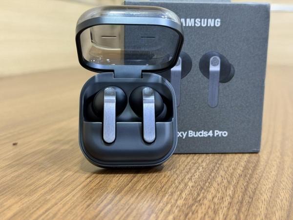 Samsung Galaxy Buds4 Pro