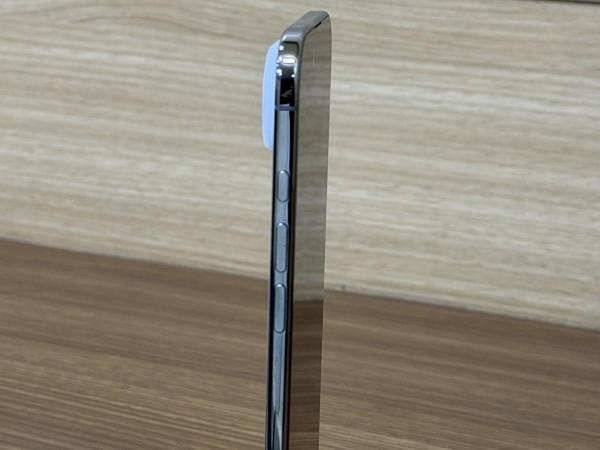 आयफोन एअर पुनरावलोकन