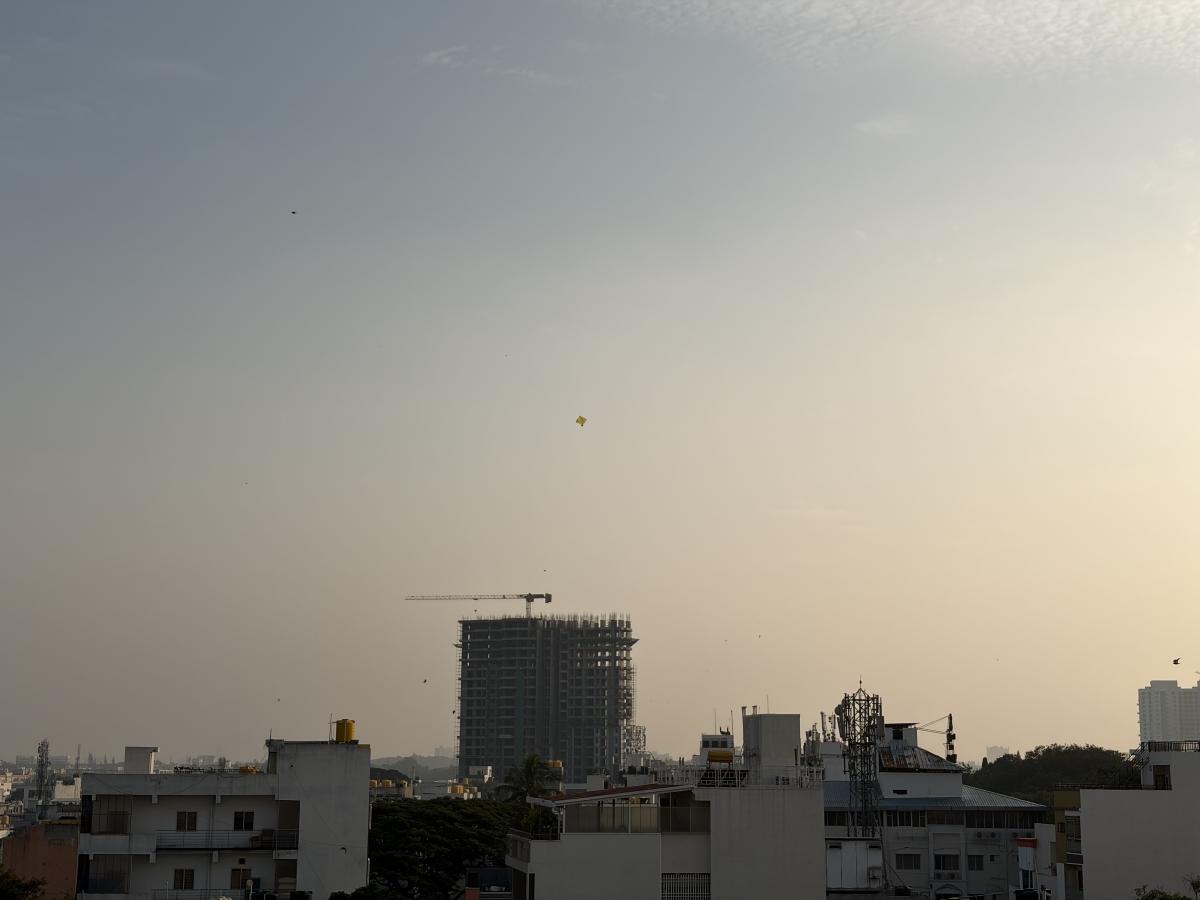 आयफोन एअरवर शॉट