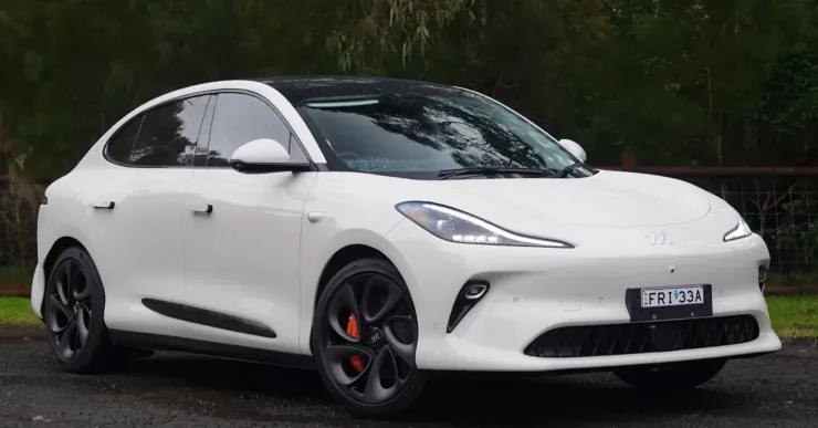 mg-im6-electric-suv mg-im6-electric-suv