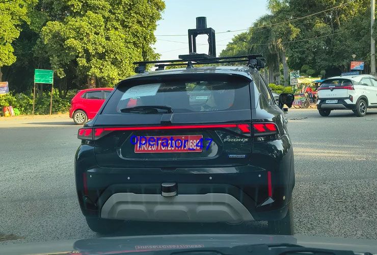 मारुती फ्रॉन्क्स हायब्रीड स्पॉटेड टेस्टिंग मारुती फ्रॉन्क्स हायब्रीड स्पॉटेड टेस्टिंग