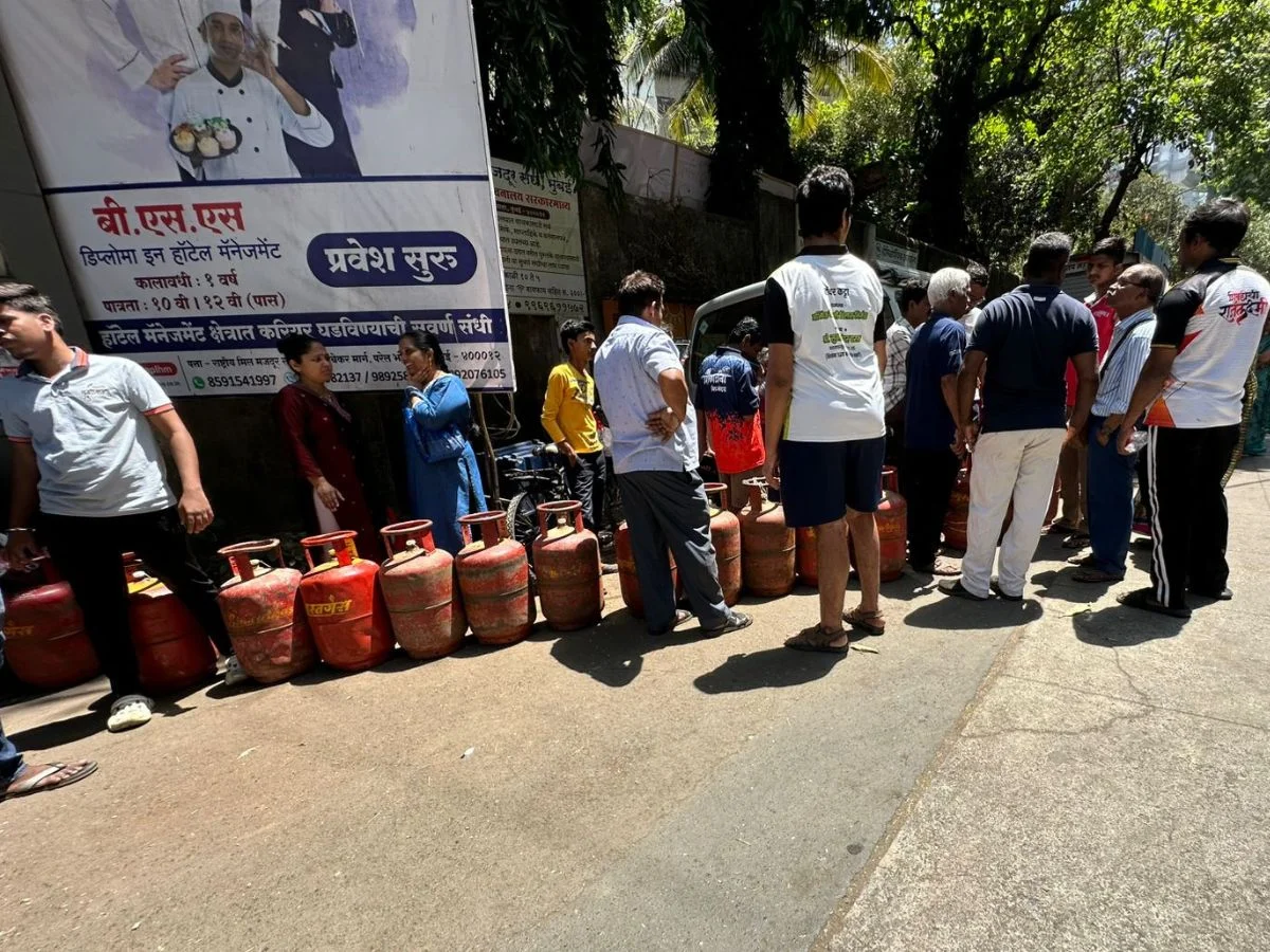 इराण इस्रायल युद्धाचा प्रभाव दादर नायगाव एलपीजी गॅस टंचाई क्राउड एजन्सी मुंबईत