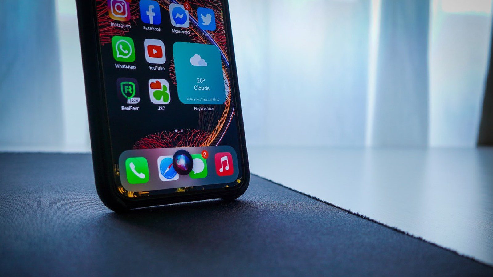 सिरी नवीन आवाज