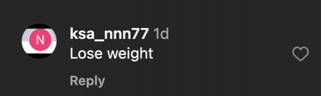 29 व्या वाढदिवसाच्या पार्टीत गुलाबी रंगाचा वन-पीस परिधान केल्याबद्दल मन्नारा चोप्रा लाज वाटली; बहिणी प्रियांका चोप्राला शुभेच्छा, परिणीती चोप्रा वगळली