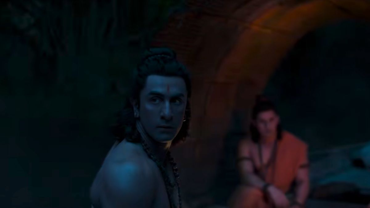 लक्ष्मण म्हणून रवी दुबे