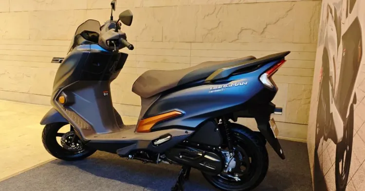 new-suzuki-burgman-rear