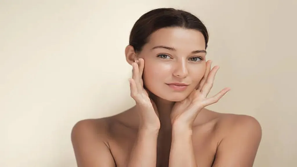 त्वचेचे आरोग्य आणि तेज सुधारते